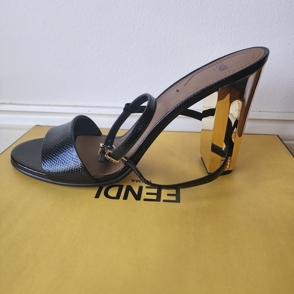 Brand New Never Been Worn Fendi Black and Gold Strappy Heels